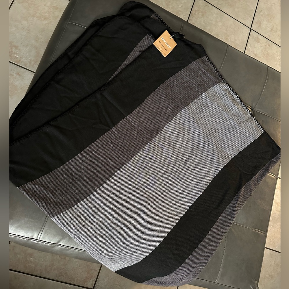 BNWT poncho/wrap